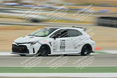 media/Sep-27-2025-Speed Ventures (Sat) [[6606706ef0]]/Yellow group/Turn 6/